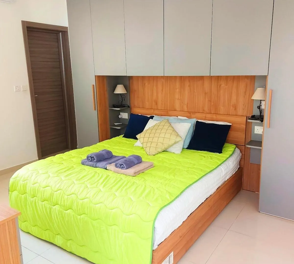 Modern Apartment In Centre Of Gzira